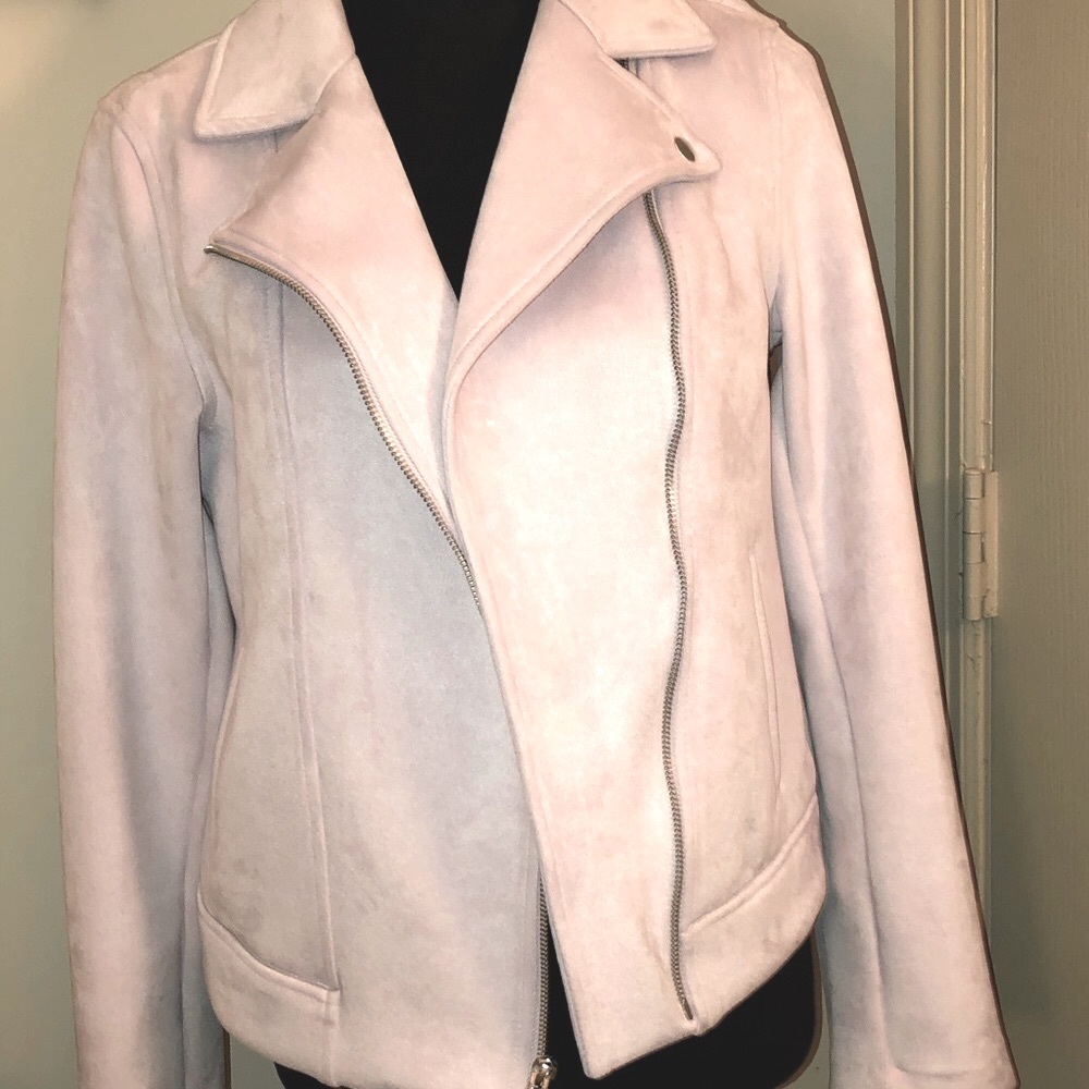 Lilac colored faux suede jacket. Zip or snap front, zip cuffs. Size Small